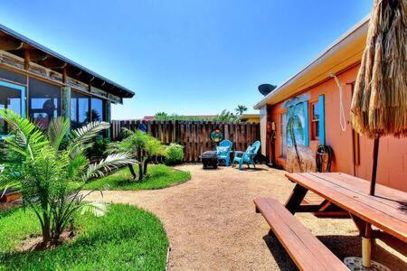 Spanish Village Cottage W Private Cabana Port Aransas Exterior foto